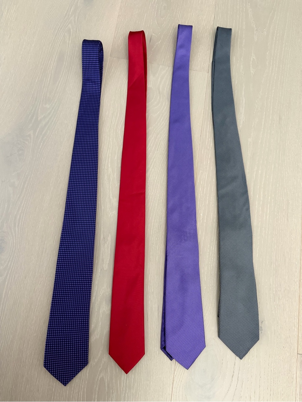 Michael kors tie bundle